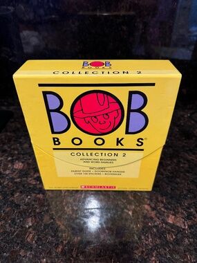 Bob Books Collection 2 Advancing Beginners and Word Families